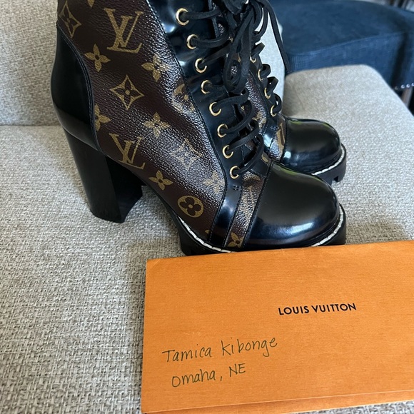 LOUIS VUITTON STAR TRAIL ANKLE BOOTS - Picture 6 of 9